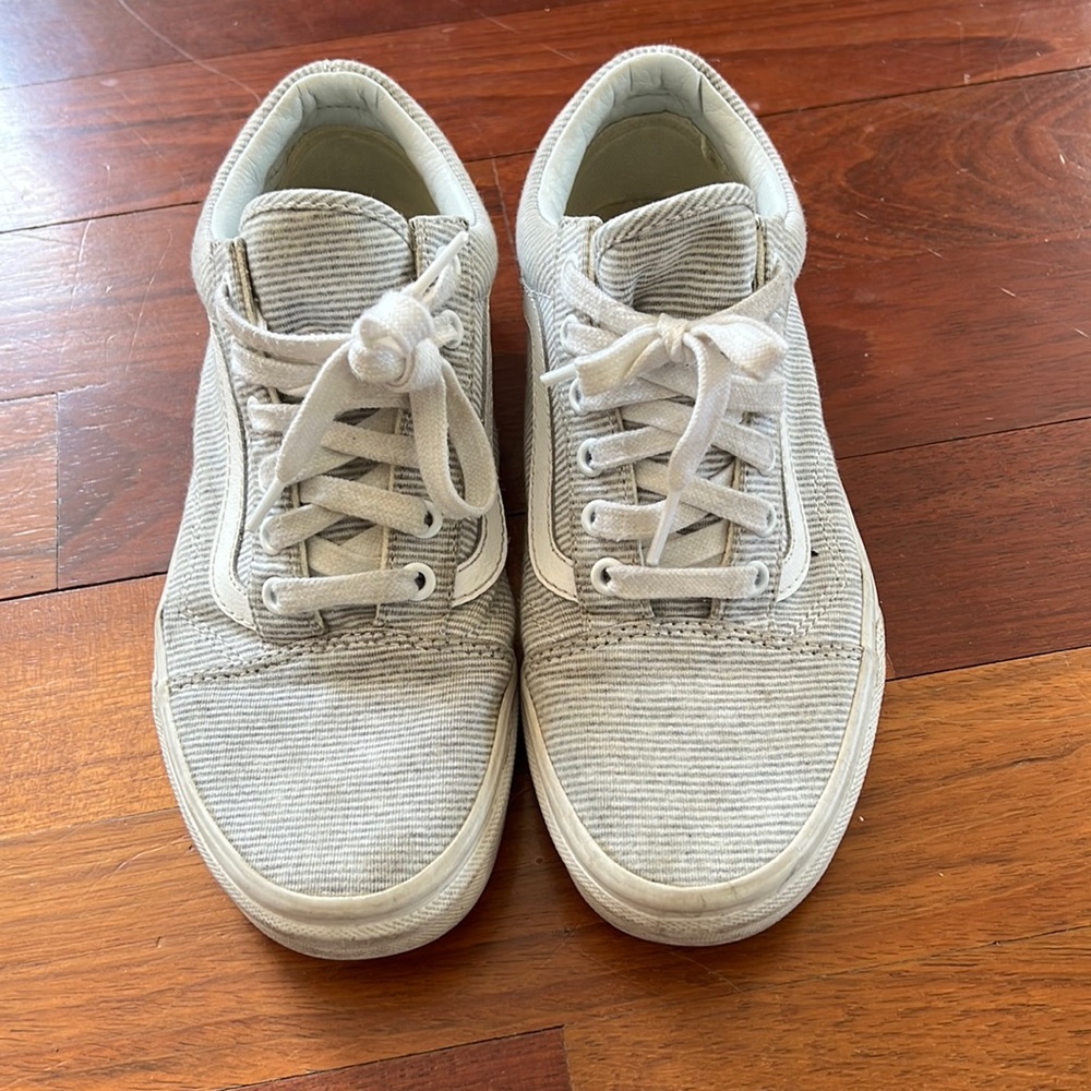 Women’s grey striped vans
